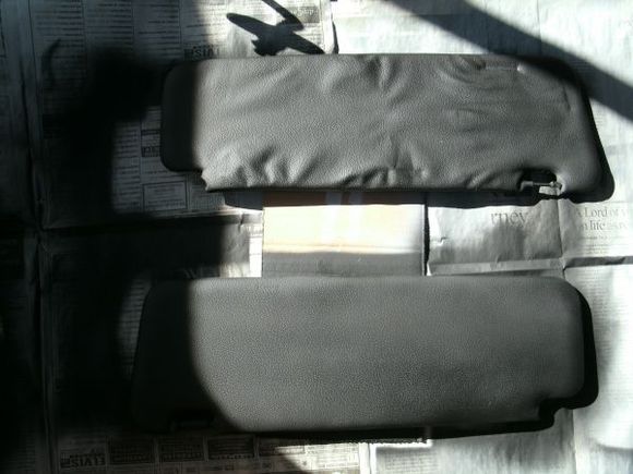 600xInterior refurb painted2

Top one sure looks a little beat up doesn't it