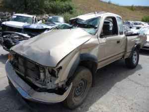 2001 tacoma wrecked front end
