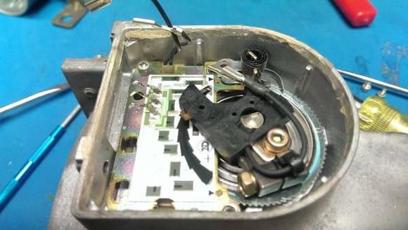 desoldering the wires from the Supra / Cressidia AFM