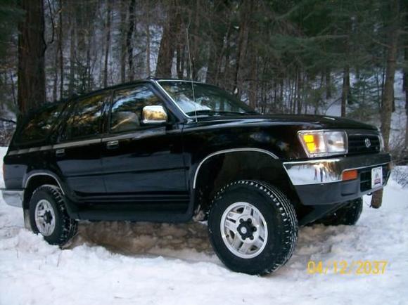 This was a cpl weeks after I bought the truck. We took it up the mountain and it did wonderfully even with the 235/75/15 street radials.