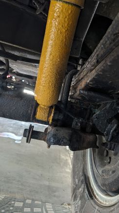 Interesting that there are two sets of shock absorber mounts on each side of rear axle. Could be to accommodate different lifts/travel?