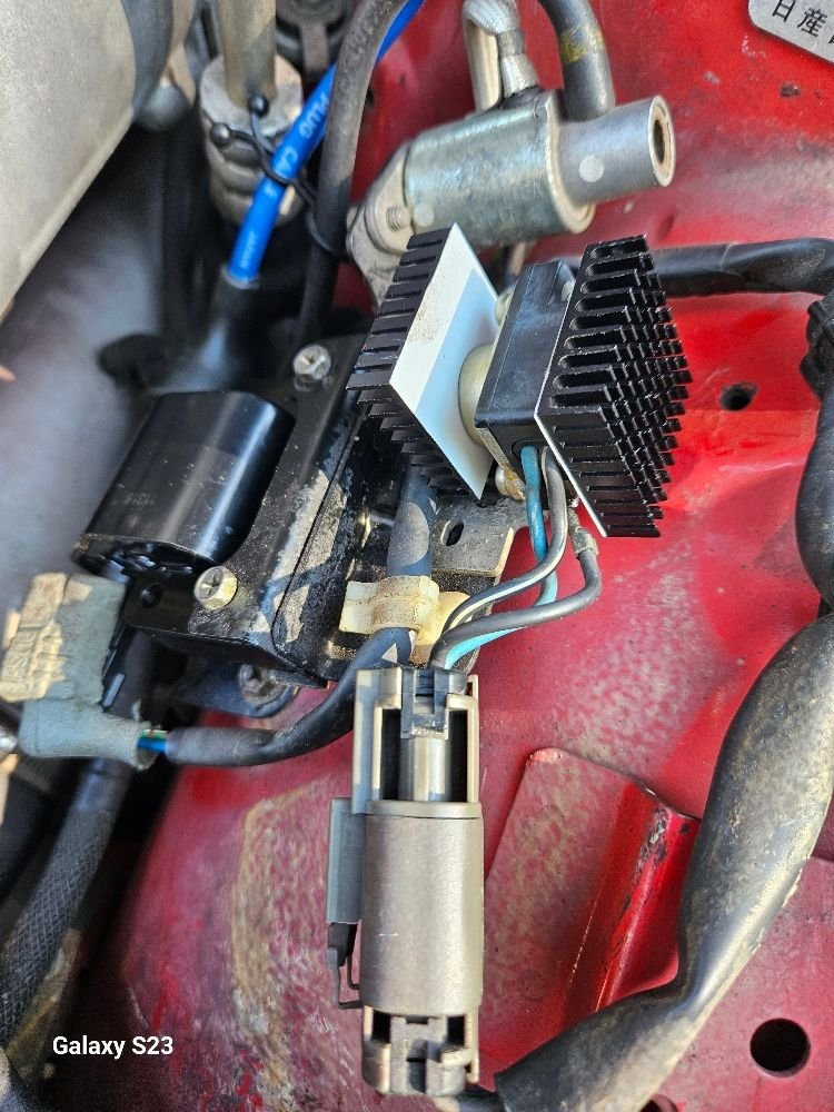 Power ignition transistor w/heat sinks