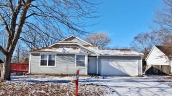 5722 S McCloud Ct - Indianapolis, IN