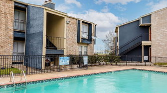 Mainridge Apartments - Houston, TX