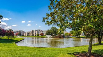 Latitudes Apartments - Virginia Beach, VA