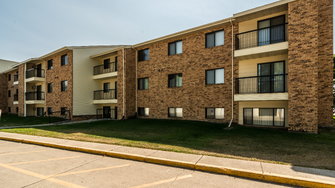 Columbia West Apartments - Grand Forks, ND