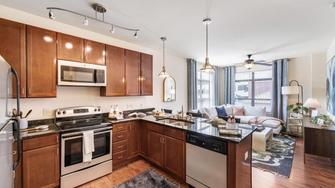 Park and Kingston Apartmentratings - Charlotte, NC