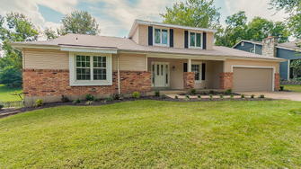 1971 Schoettler Valley Drive - Chesterfield, MO