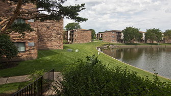 The Flats at Gladstone - Glendale Heights, IL