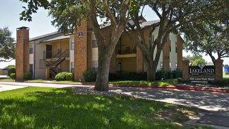 Lakeland Apartments - Lewisville, TX