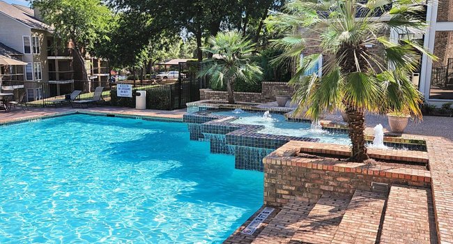 Montecito Apartments 84 Reviews Austin, TX Apartments