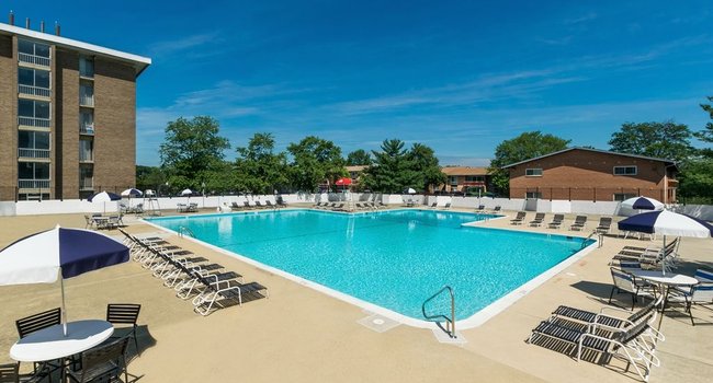 Carriage Hill Apartments 153 Reviews Suitland Md Apartments