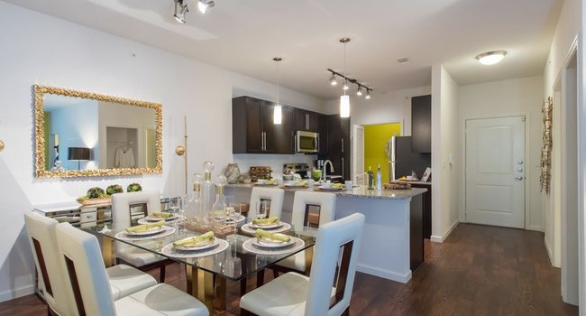 Altis Lakeline 173 Reviews Cedar Park Tx Apartments For Rent