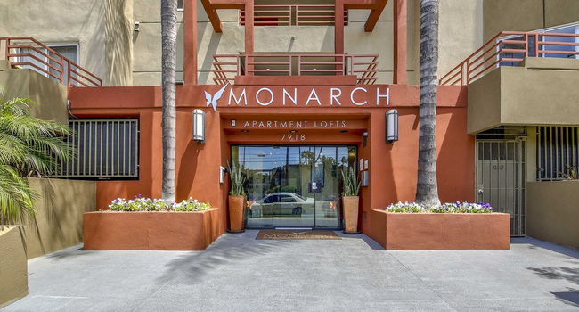 Monarch Apartment Lofts - Reseda CA