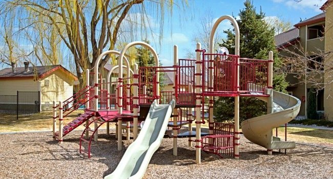 The Willows at Printers Park Apartments - 82 Reviews | Colorado Springs, CO Apartments for Rent ...