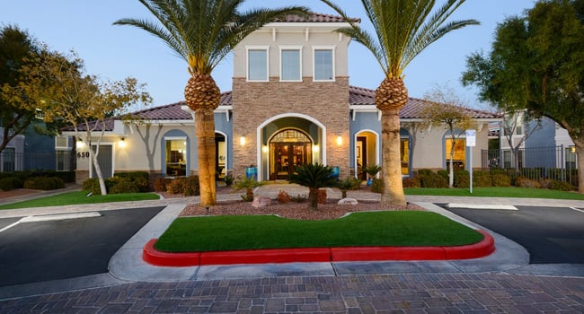 Azure Villas I 4 Reviews Las Vegas Nv Apartments For Rent