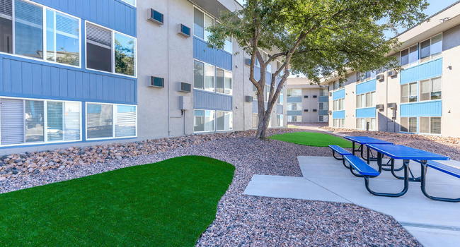Southpointe Apartments - Colorado Springs CO