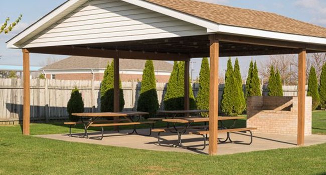 Portage Park Apartments - 17 Reviews | Portage, IN Apartments for Rent | ApartmentRatings©