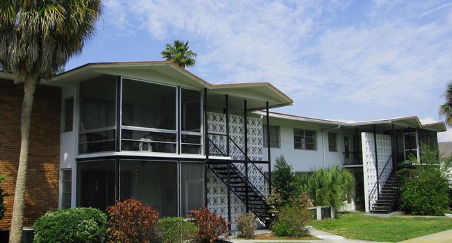 Lindru Gardens 8 Reviews Clearwater Fl Apartments For Rent Apartmentratings C