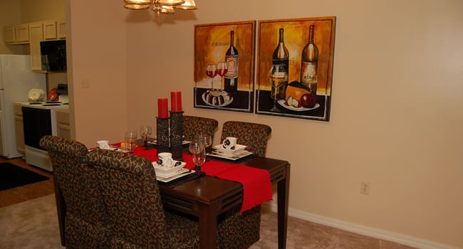 Cambridge Apartments 83 Reviews Gulfport Ms Apartments For