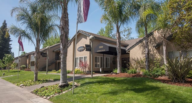 Zinfandel Village Apartments - Rancho Cordova CA