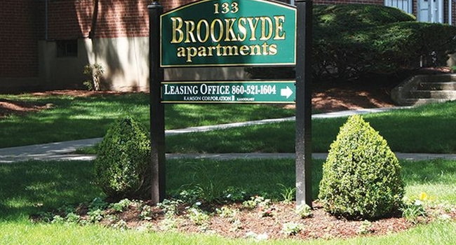 Brooksyde Apartments 31 Reviews West Hartford CT Apartments