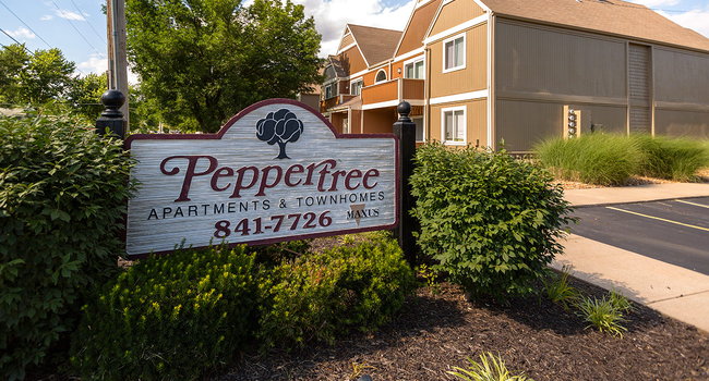 Peppertree Apartments 215 Reviews Lawrence Ks