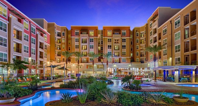 The District On Apache 1 Reviews Tempe Az Apartments For Rent Apartmentratings C