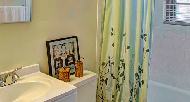 Gwynn Crest Apartments - 10 Reviews | Baltimore, MD  