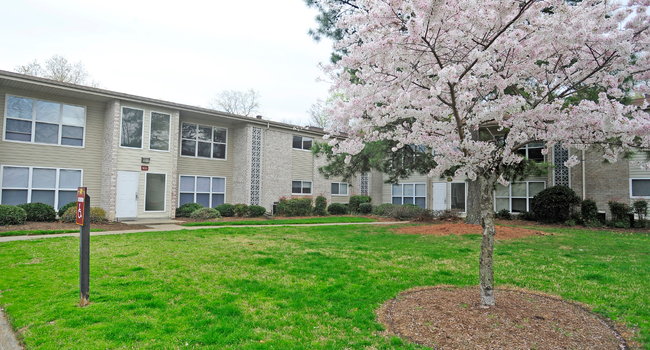 Hodges Manor Apartments