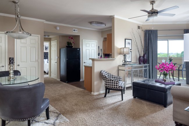 The Highlands - 26 Reviews | Overland Park, KS Apartments ...