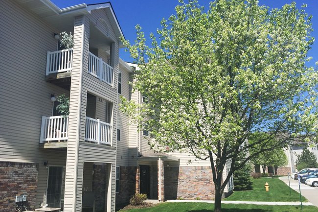 Copper Creek Apartments - 6 Reviews | Council Bluffs, IA Apartments for