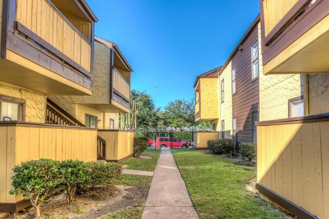 Quail Creek Apartments 19 Reviews Houston, TX