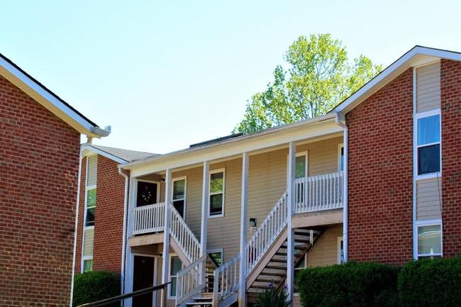 Lake Mist Apartments - 7 Reviews | Charlotte, NC Apartments for Rent