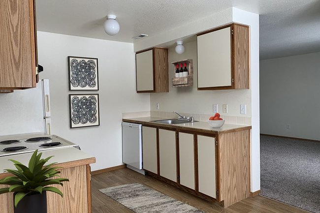 Shiloh Glen Apartments 34 Reviews Billings Mt For Manager Uploaded Photo Of Shiloh Glen Apartments In Billings Mt