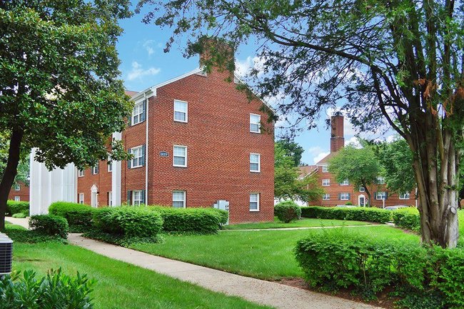Parkland Village 70 Reviews Forestville, MD Apartments