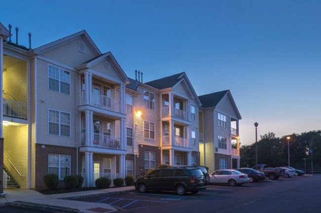 Camelot at La Mer - 201 Reviews | Parlin, NJ Apartments for Rent