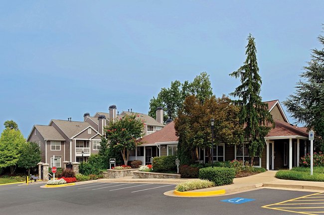 The Courts at Fair Oaks 130 Reviews Fairfax VA Apartments for Rent