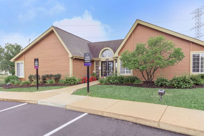 Cross Creek Apartments - 74 Reviews | Indianapolis, IN Apartments for