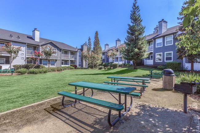 Rosemeade At Olympus Pointe - 64 Reviews | Roseville, CA Apartments for